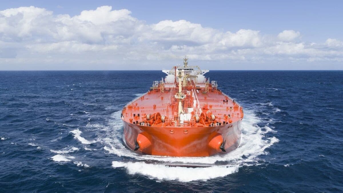 Oil Prices Jump On Surprise Crude Inventory Draw | OilPrice.com
