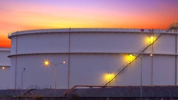 Oil Rebounds On Surprise Crude Inventory Draw | OilPrice.com