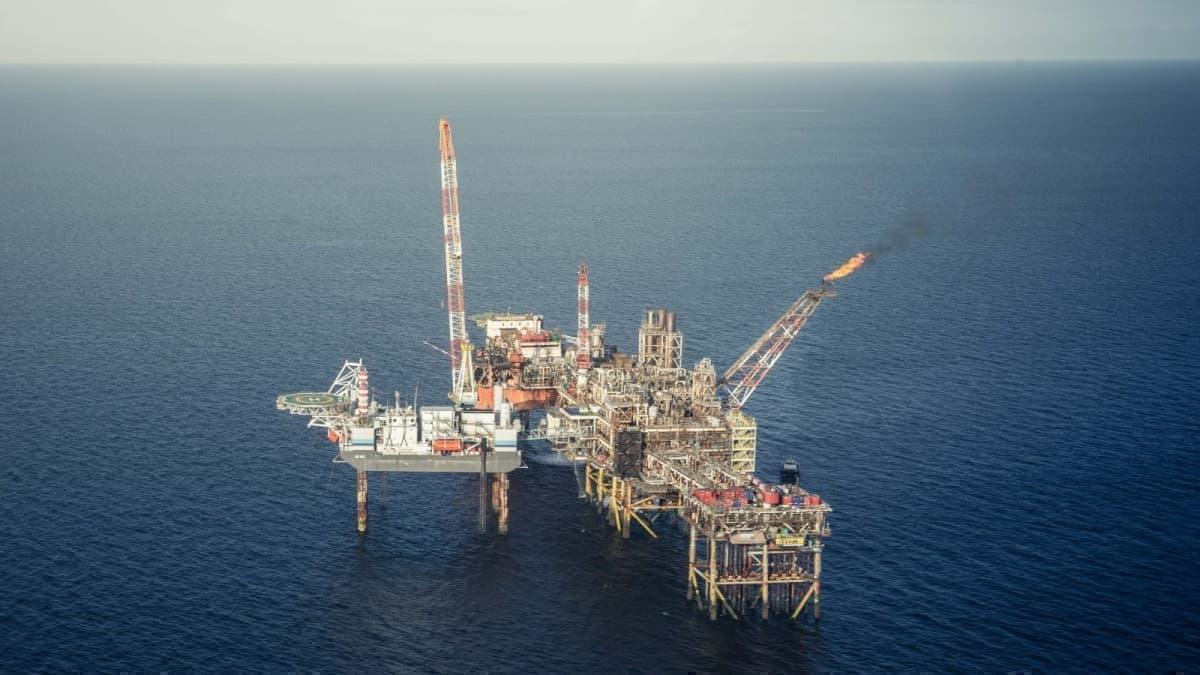Major Oil Find Brings UAE Closer To 5 Million Bpd Production Goal ...