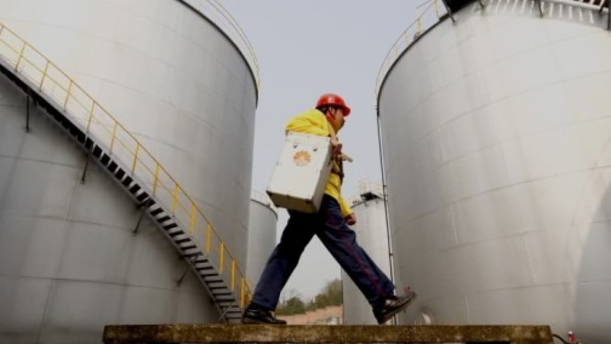 The World’s First Trillion Dollar Oil Company Has A Big Problem ...