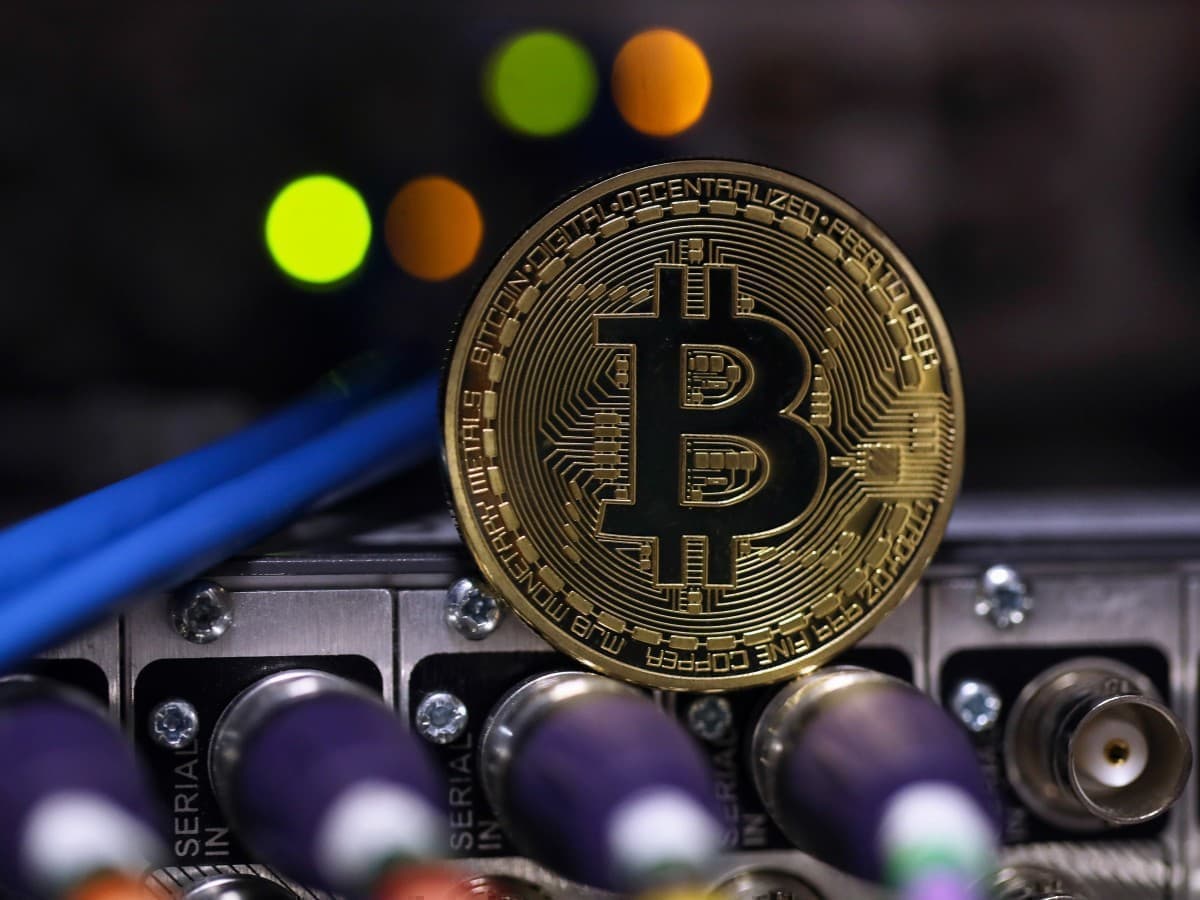 Why Ted Cruz Wants Bitcoin Miners In The Lone Star State | OilPrice.com