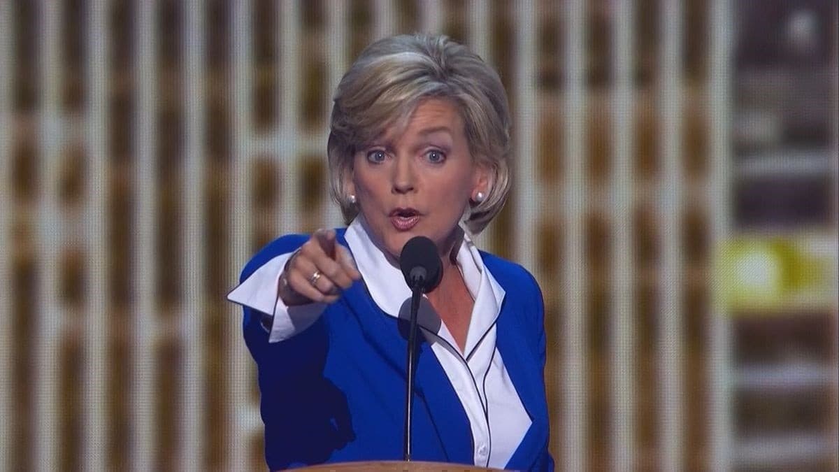 Russia Sanctions U.S. Energy Secretary | OilPrice.com