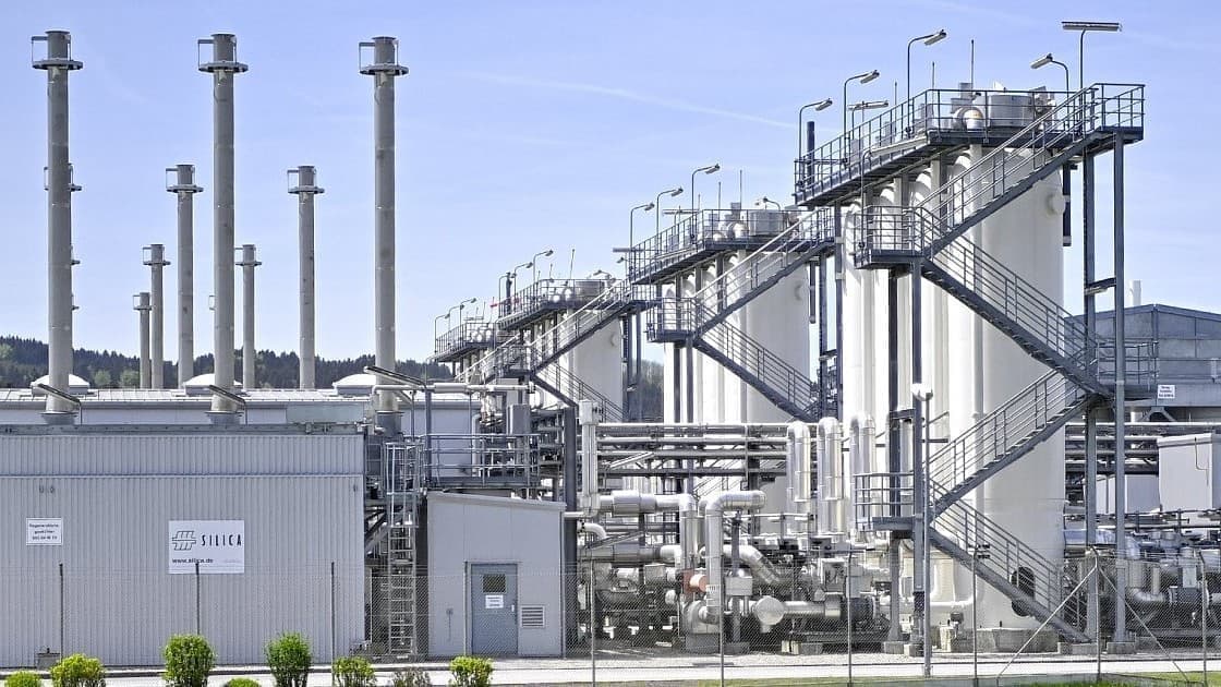 Russia Claims It Won't Cut Off Gas Supply To More EU Customers | OilPrice.com