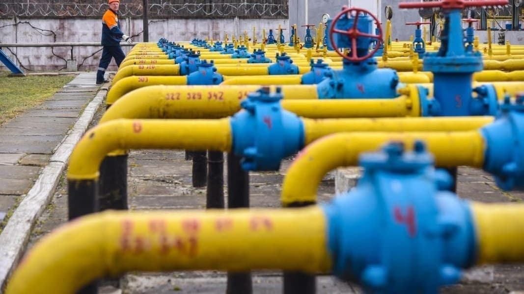 Falling Prices Help Germany Stock Up On Gas Ahead Of Next Winter ...