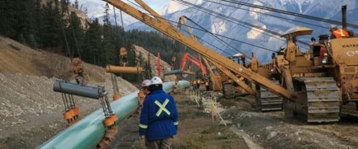 Alberta Seeks Federal Backing for New Oil Pipeline