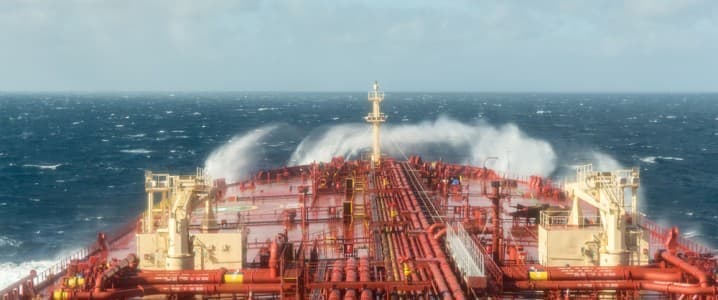 Moscow Reroutes Oil to China on Largest Vessels After India Slowdown Moscow Reroutes Oil to China on Largest Vessels After India Slowdown